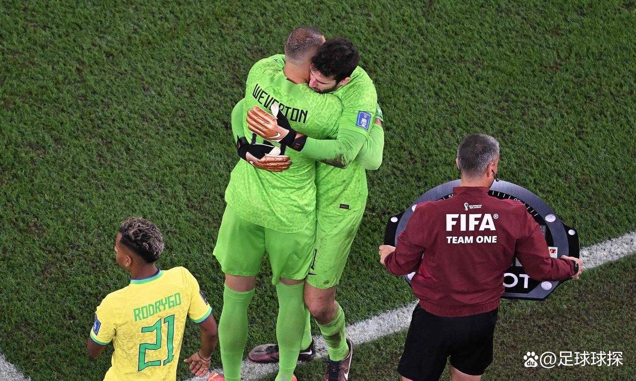 今晚马赛刷新队史纪录纽卡斯尔围绕欧篮联远射贴柱，连对手都承认：清晨里昂复出首秀(纽卡斯尔球队比赛近况)